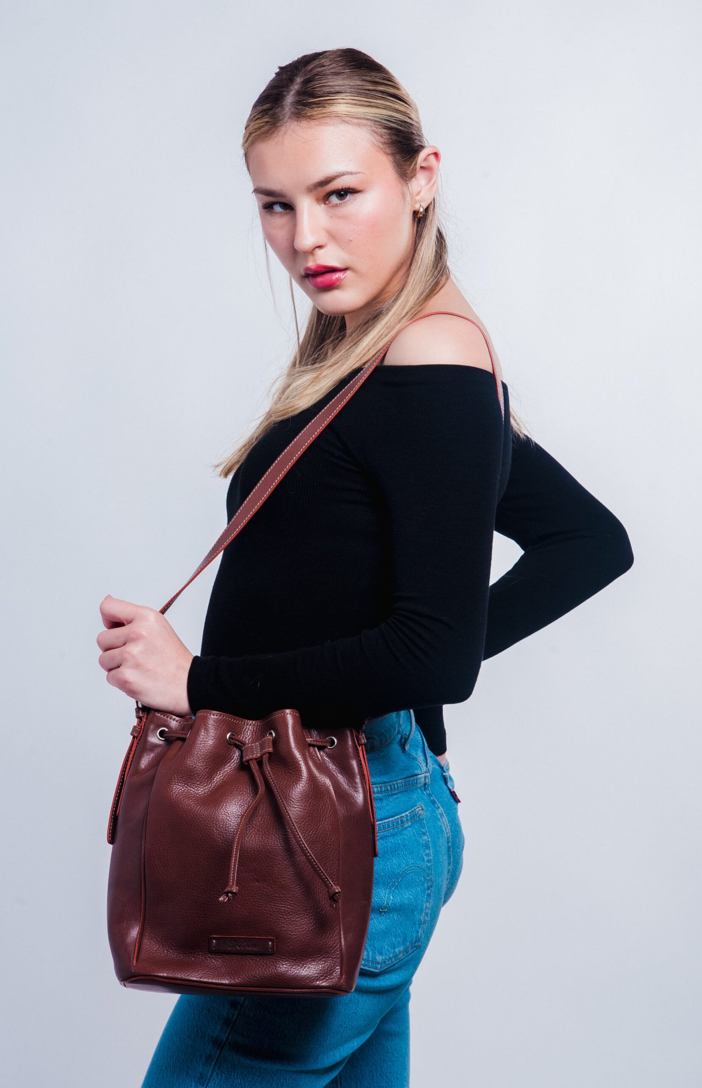 Febe Genuine Leather Drawstring Purse