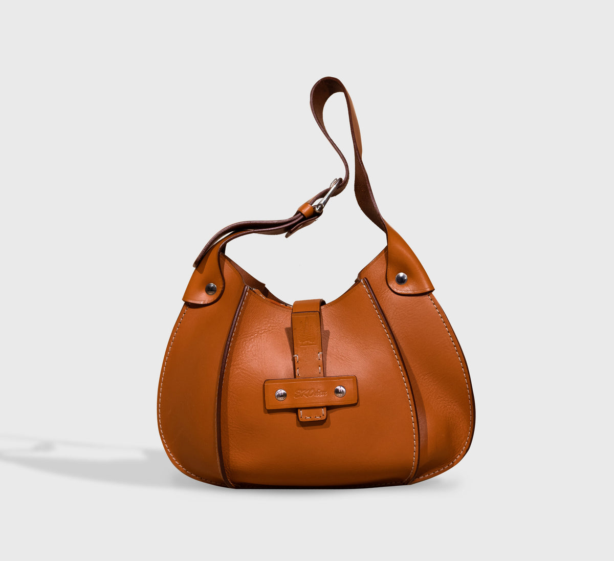 Eugenia Italian leather hobo bag in dark brown – EKOńeu